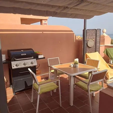 Urb. Hidalgos Golf Apartment *